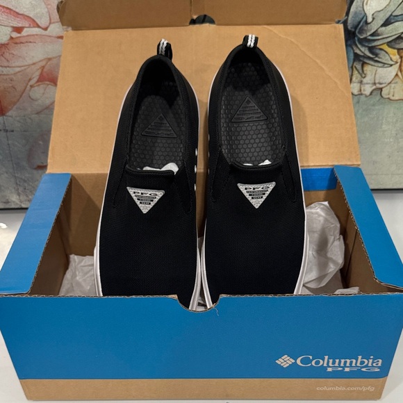 Columbia Men's Black Slip-On Sneakers - Picture 1 of 6